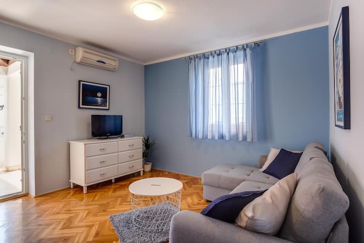 Всекидневна, Повърхност: 10 м²