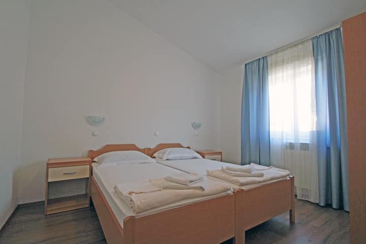 Спална соба 2, површина: 11 м²