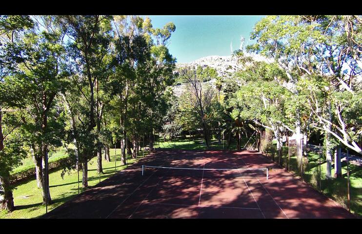 El Bikoro gallery image 4