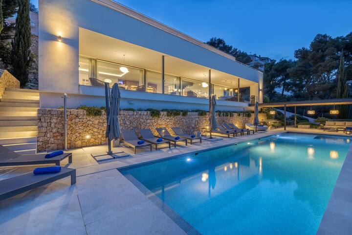 Villa Marvelo gallery image 2