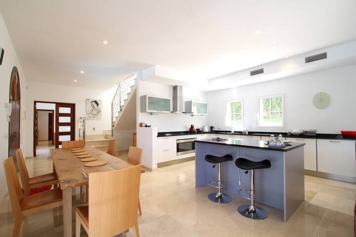 Casa Gotmar 132 gallery image 4