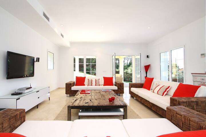 Casa Gotmar 132 gallery image 3