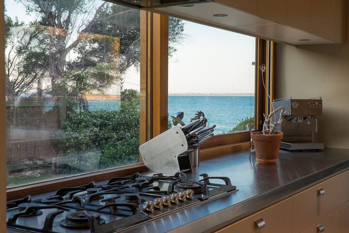 Battery Lane gallery image 5