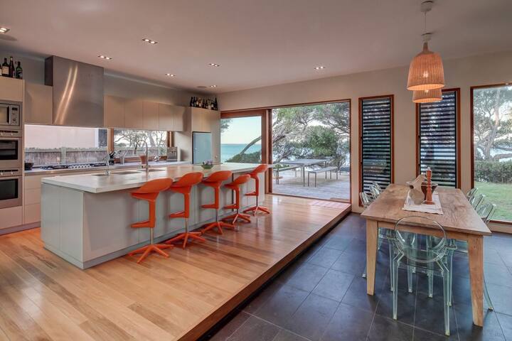 Battery Lane gallery image 3