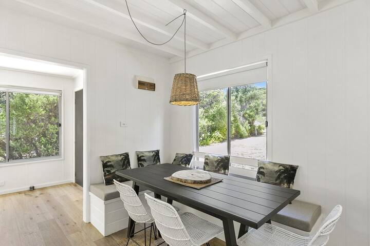 Anchor House I Pet Friendly I Walk to beach! gallery image 5