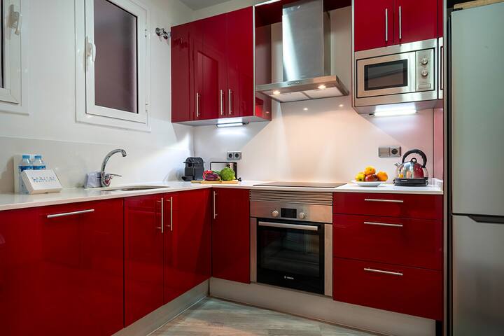 2 bedroom apartment in Enric Granados gallery image 5