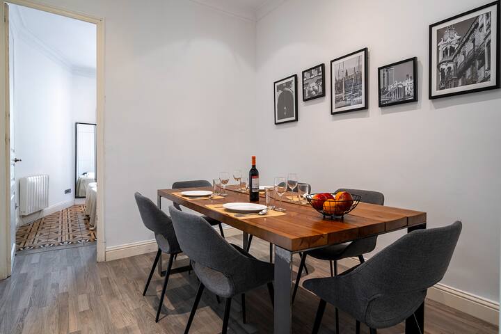 2 bedroom apartment in Enric Granados gallery image 4