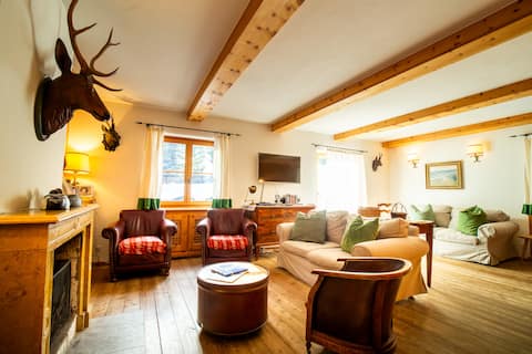 Gulas Chalet - La Punt