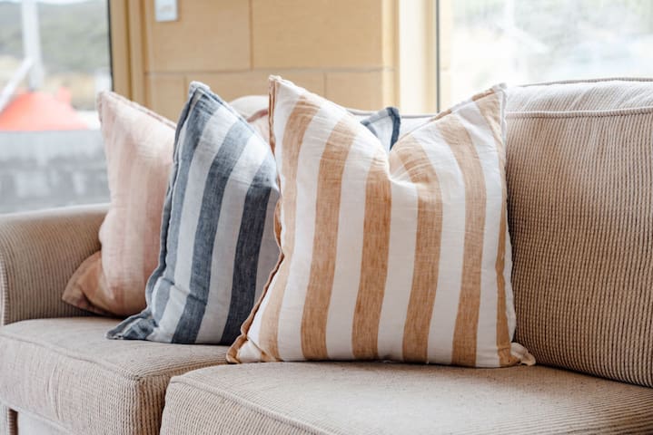 Bayview no 1 – Beachfront Apartment