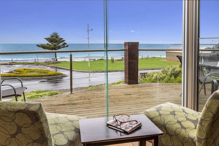 Il Mare, East Beach Townhouse gallery image 3