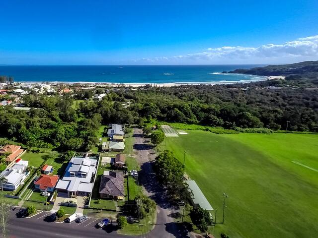 Stonecutters 2 gallery image 2