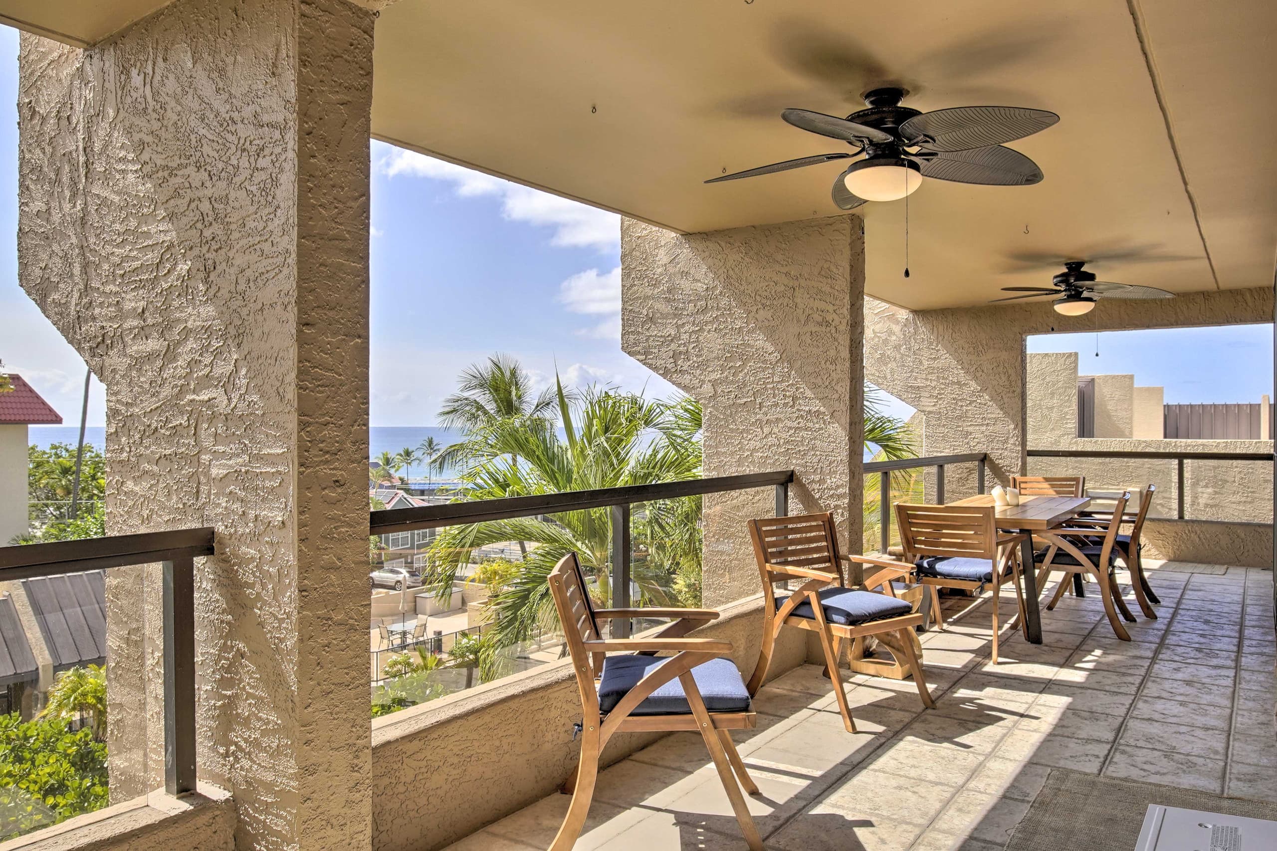 Condo in Kailua-Kona · ★4.6 · 2 bedrooms · 3 beds · 3 baths - Image 15
