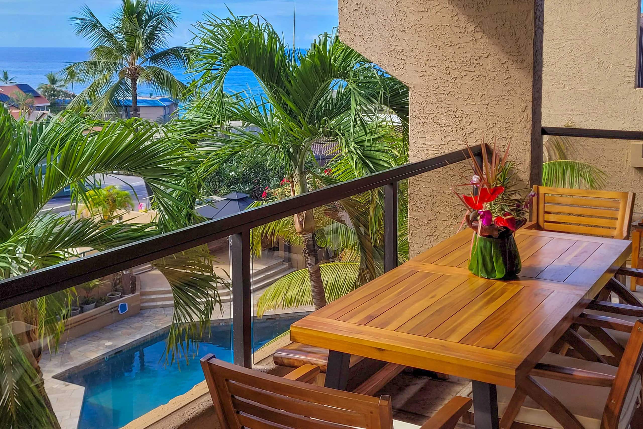 Condo in Kailua-Kona · ★4.6 · 2 bedrooms · 3 beds · 3 baths - Image 11