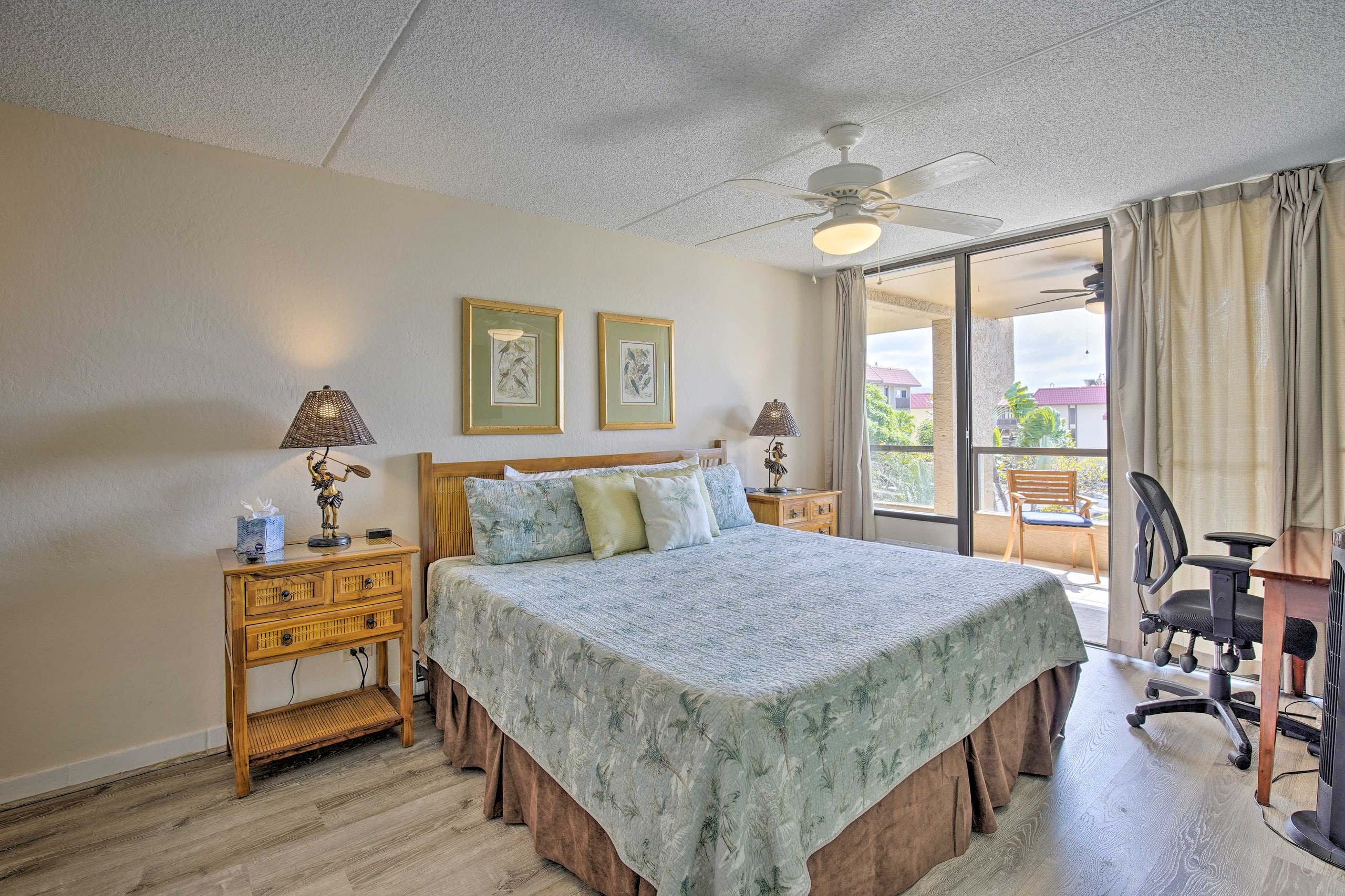 Condo in Kailua-Kona · ★4.6 · 2 bedrooms · 3 beds · 3 baths - Image 16