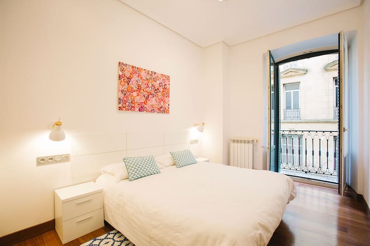 4 Bella Easo B San Marcial 28