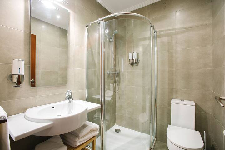 4 Bella Easo B San Marcial 28 gallery image 4