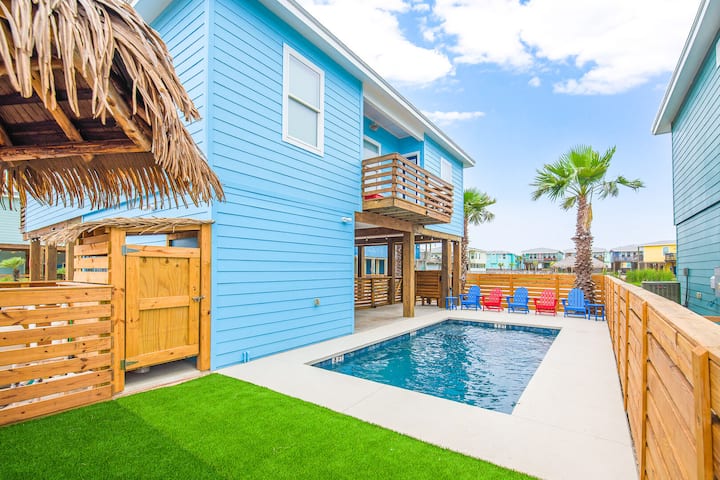 Why Knot Relax | Private Pool + Pond View - Port Aransas, TX
