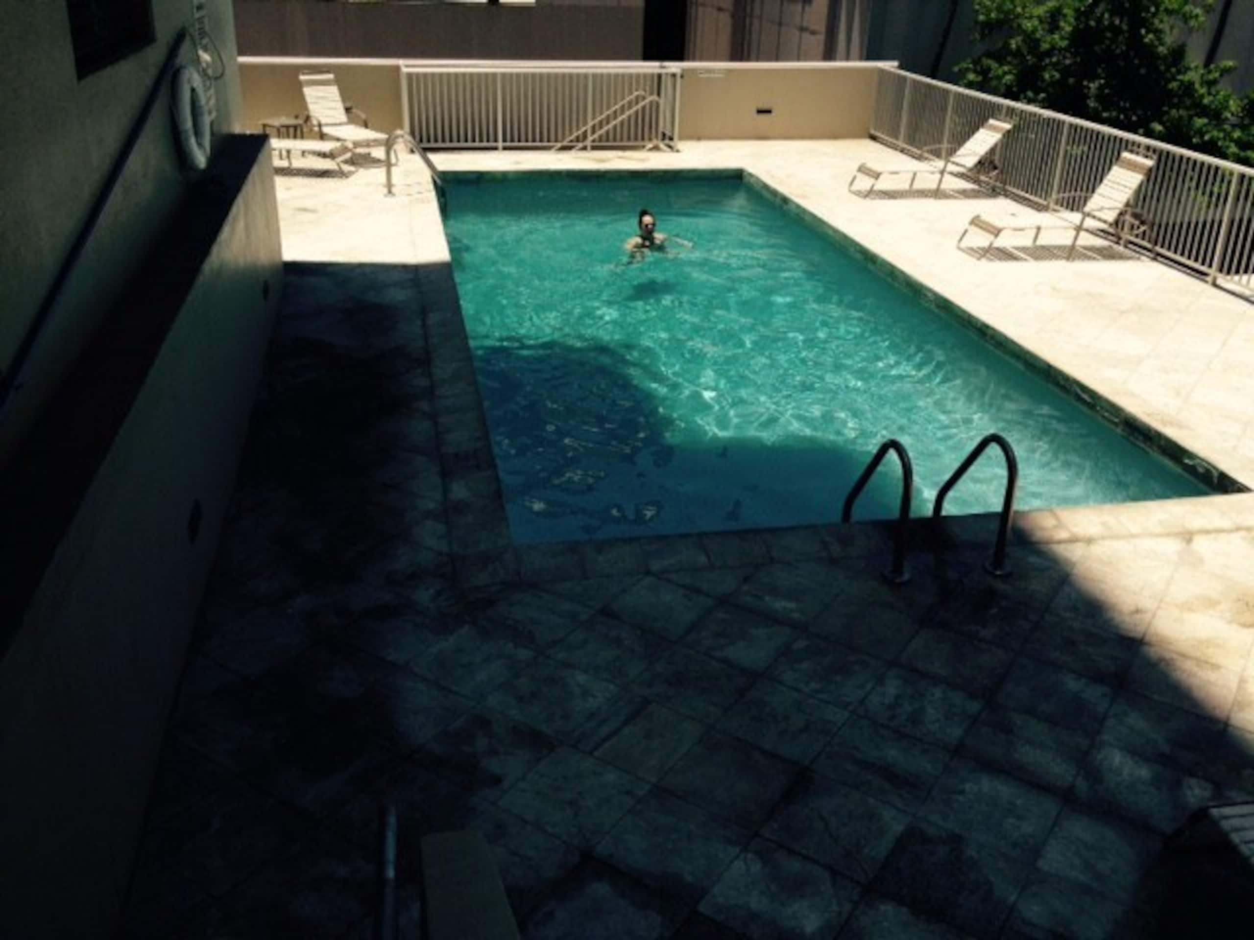 Central Waikiki Studio w/ Balcony, 5-Min to Beach - Image 17