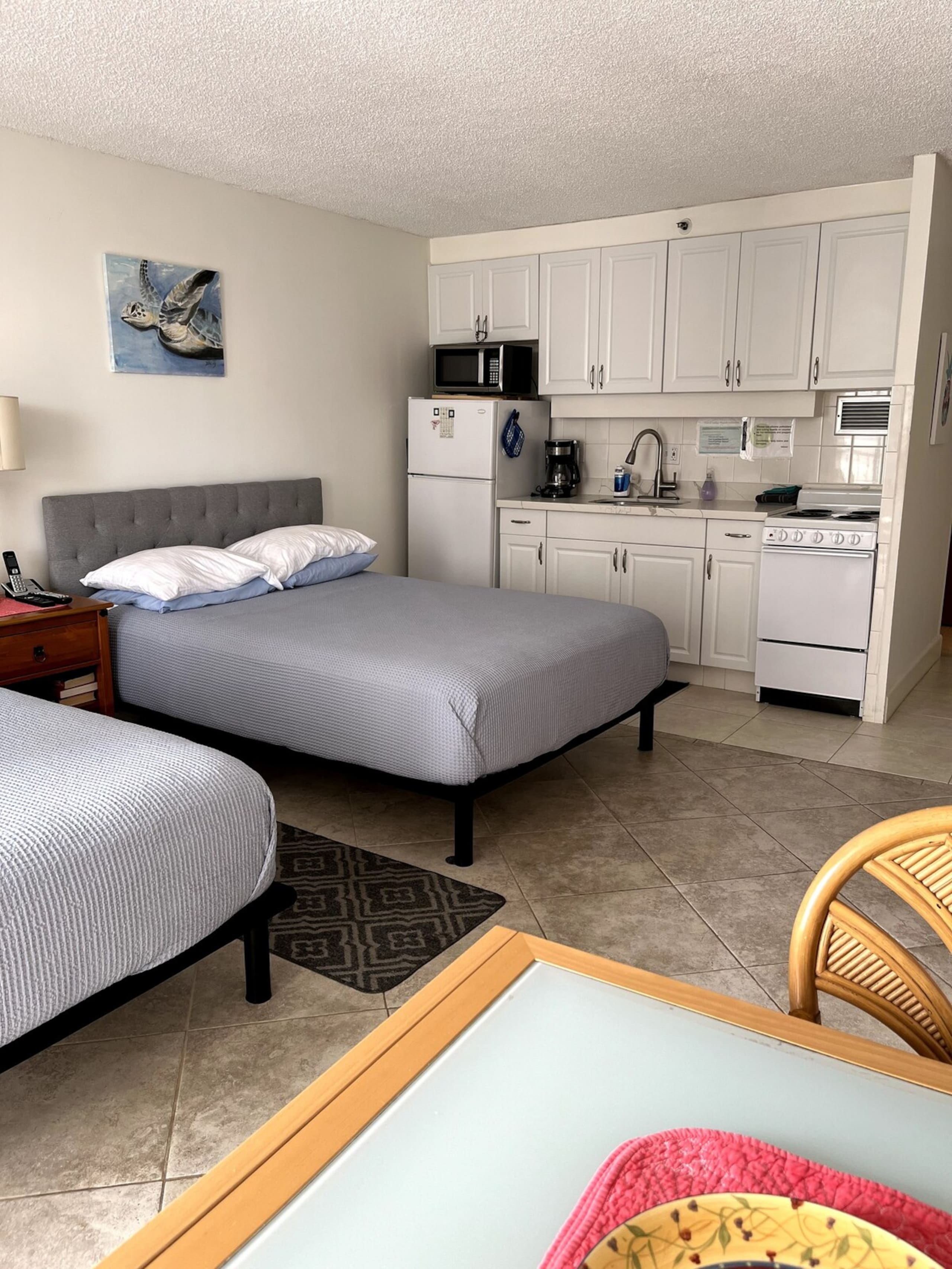 Central Waikiki Studio w/ Balcony, 5-Min to Beach - Image 6