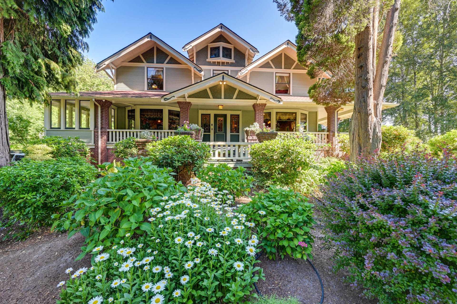Historic Auburn House on 37 Acres w/ Private Lake!