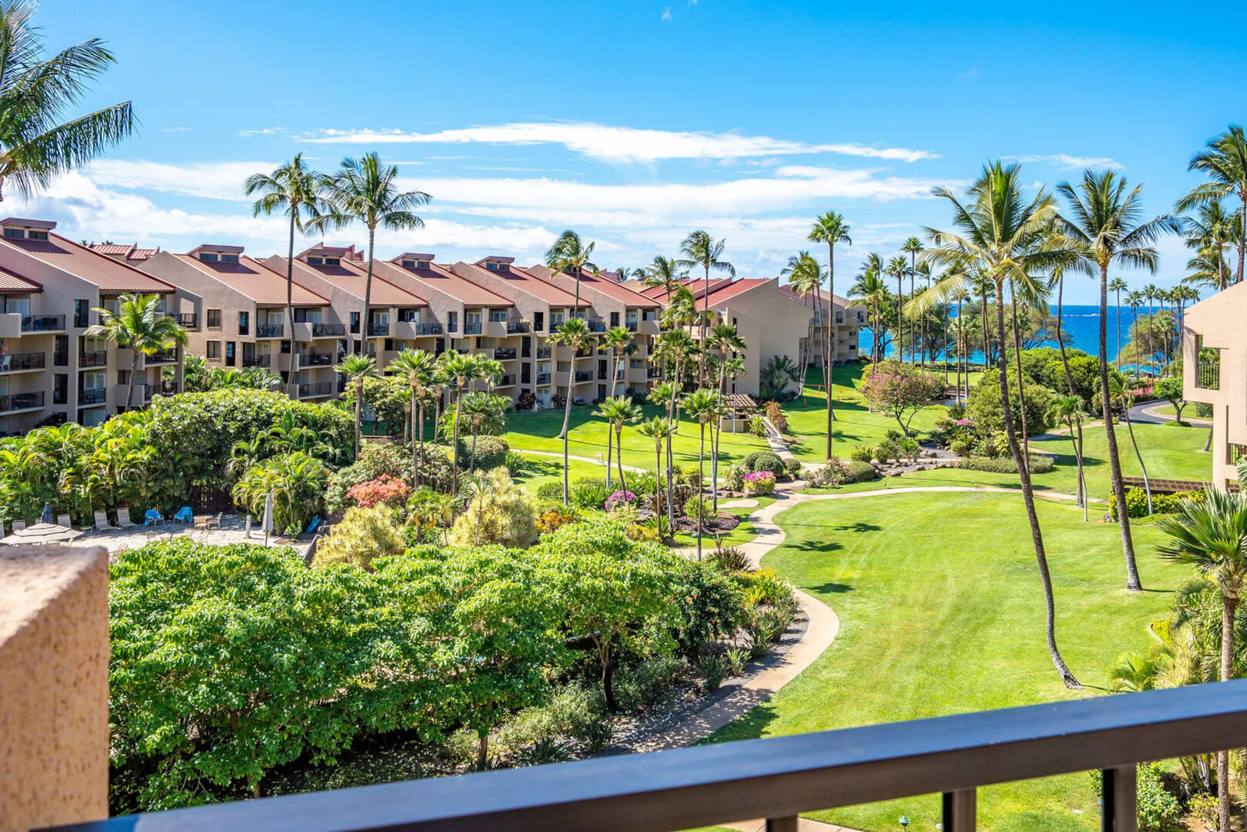 Condo in Kihei · ★5.0 · 2 bedrooms · 4 beds · 2 baths - Image 38