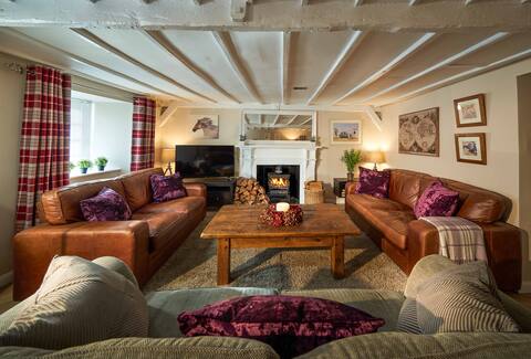 Thornhill Lodge - Historic 4 Bedroom 4 ensuite