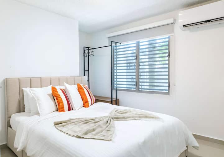 חדר שינה 3 עם מיטת קווין סייז