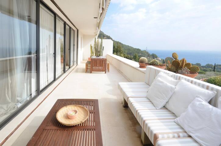 Holiday rental apartment with swimming pool in Beg gallery image 2