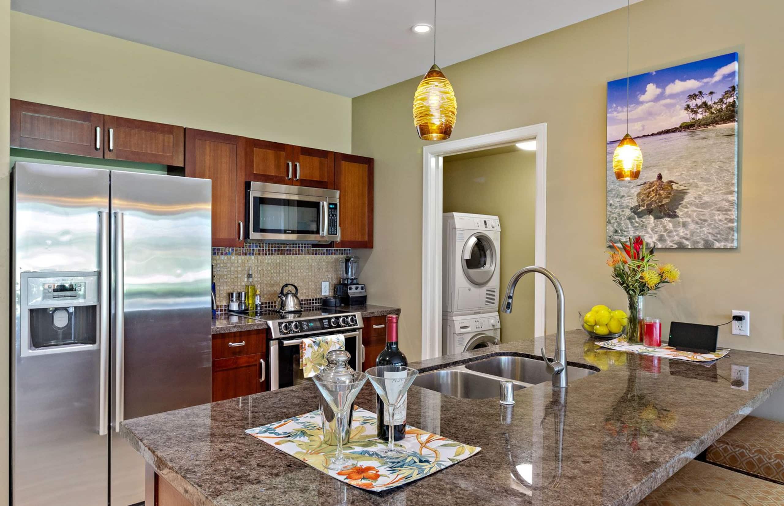 Condo in Lahaina · ★4.82 · 2 bedrooms · 4 beds · 2 shared baths - Image 18