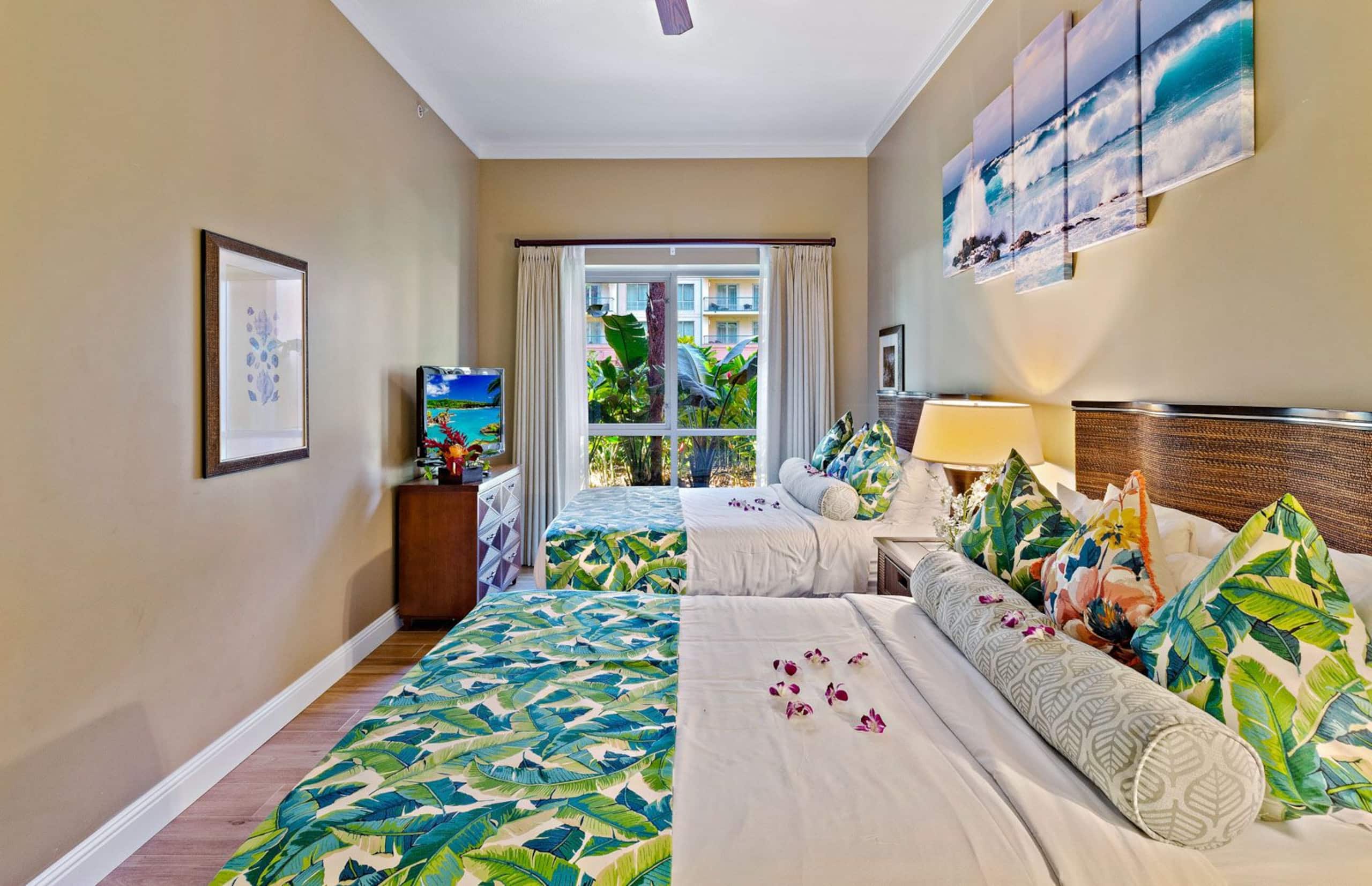 Condo in Lahaina · ★4.82 · 2 bedrooms · 4 beds · 2 shared baths - Image 21