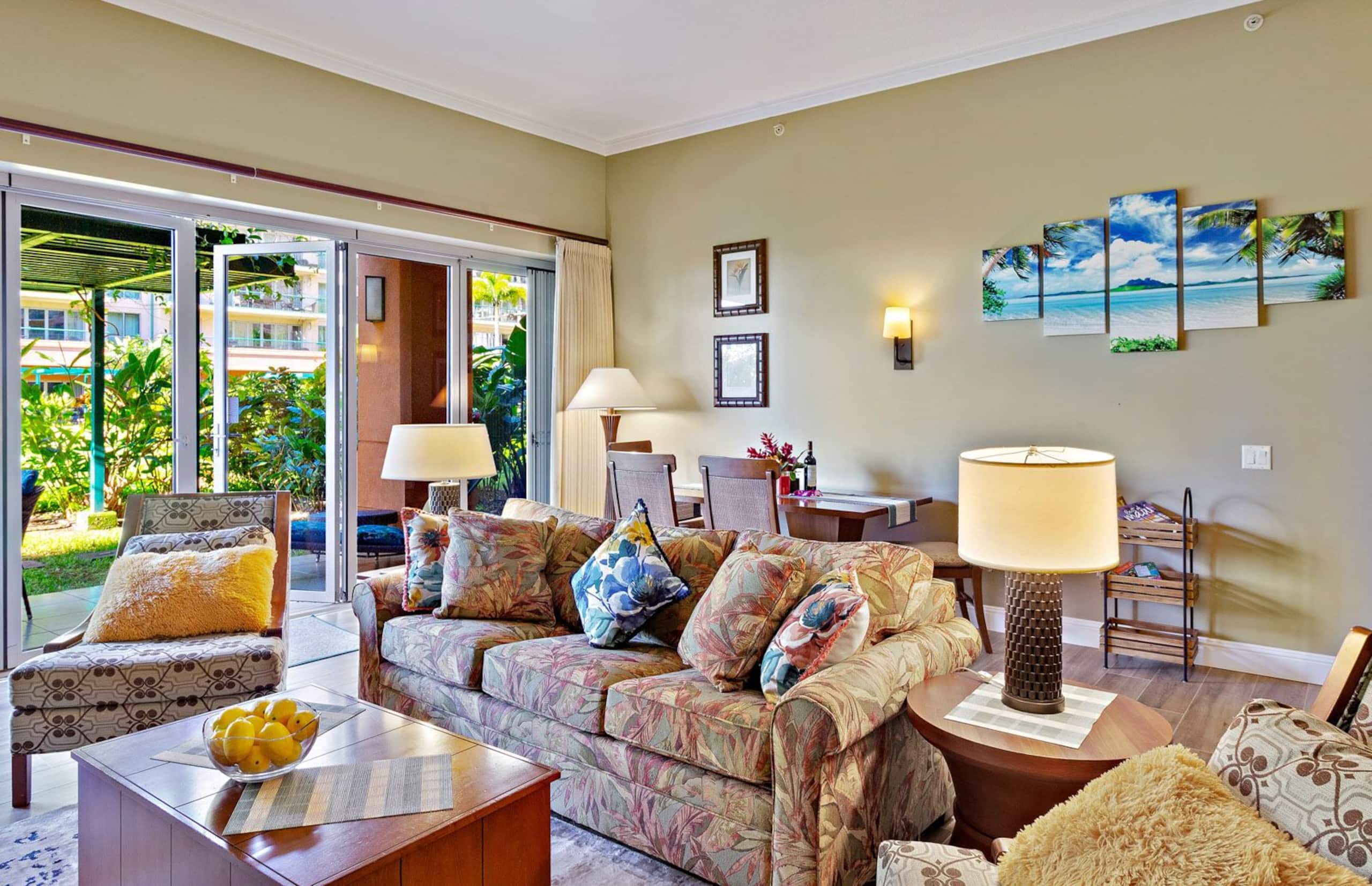 Condo in Lahaina · ★4.82 · 2 bedrooms · 4 beds · 2 shared baths - Image 13