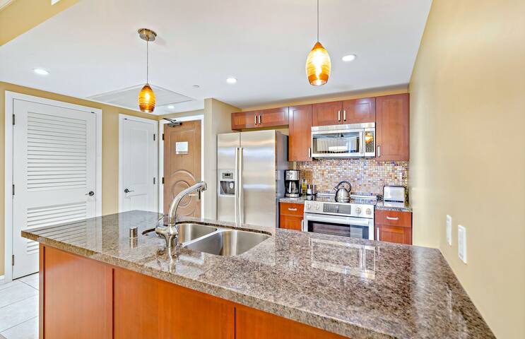 Maui Resort Rentals: Honua Kai Konea 712 gallery image 5