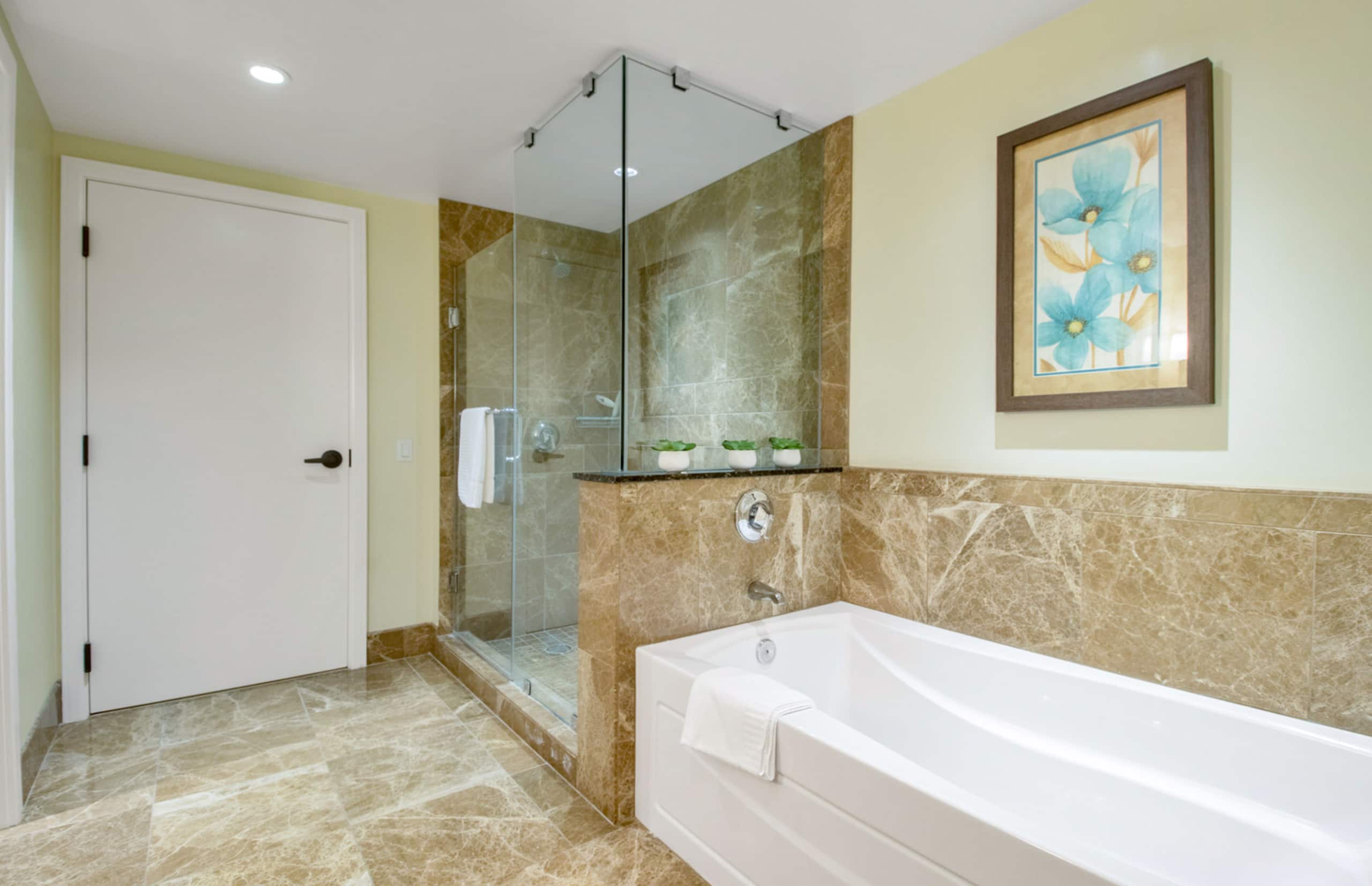 Condo in Lahaina · ★5.0 · 3 bedrooms · 4 beds · 3 baths - Image 21
