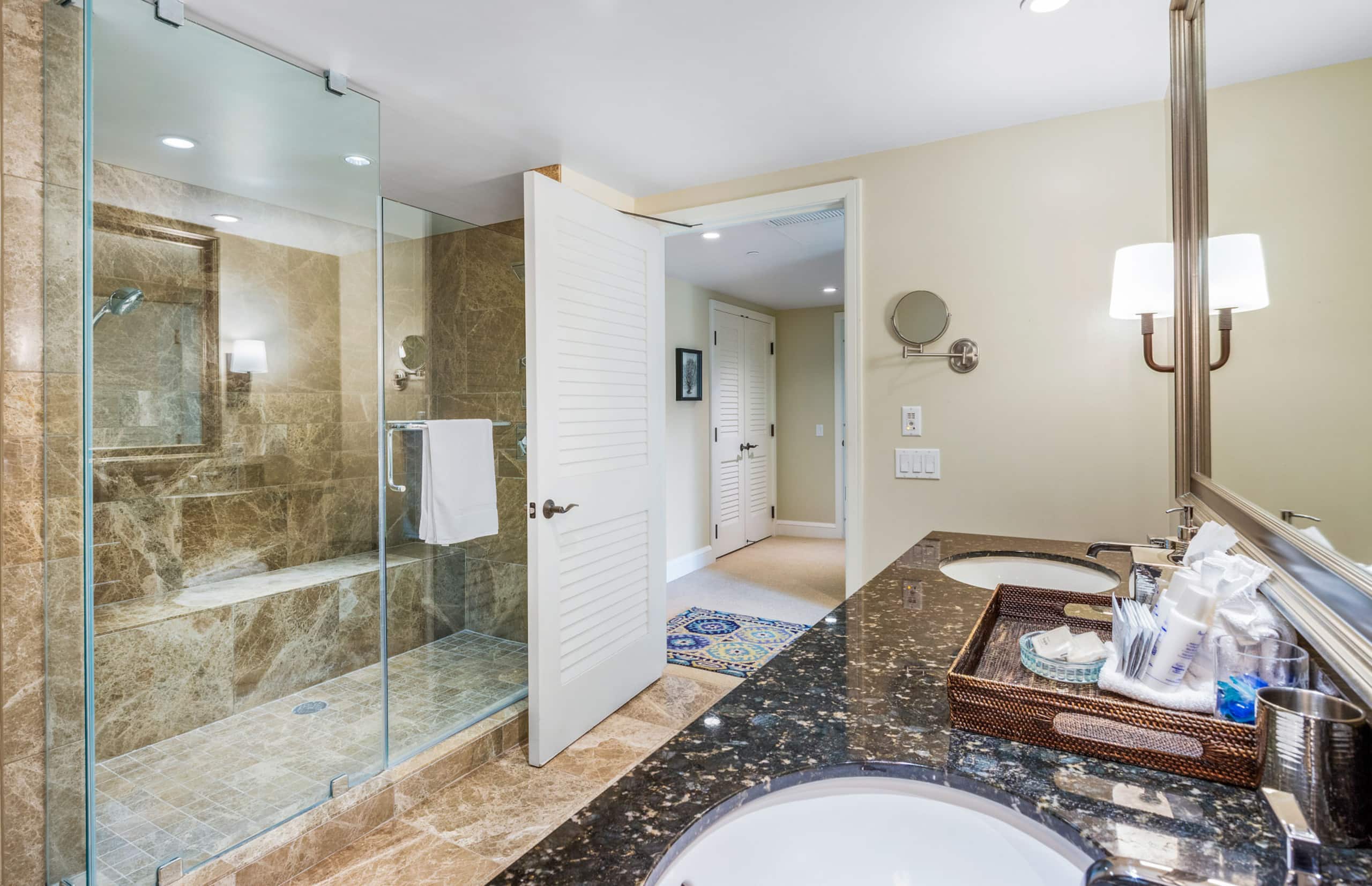 Condo in Lahaina · ★5.0 · 3 bedrooms · 4 beds · 3 baths - Image 17