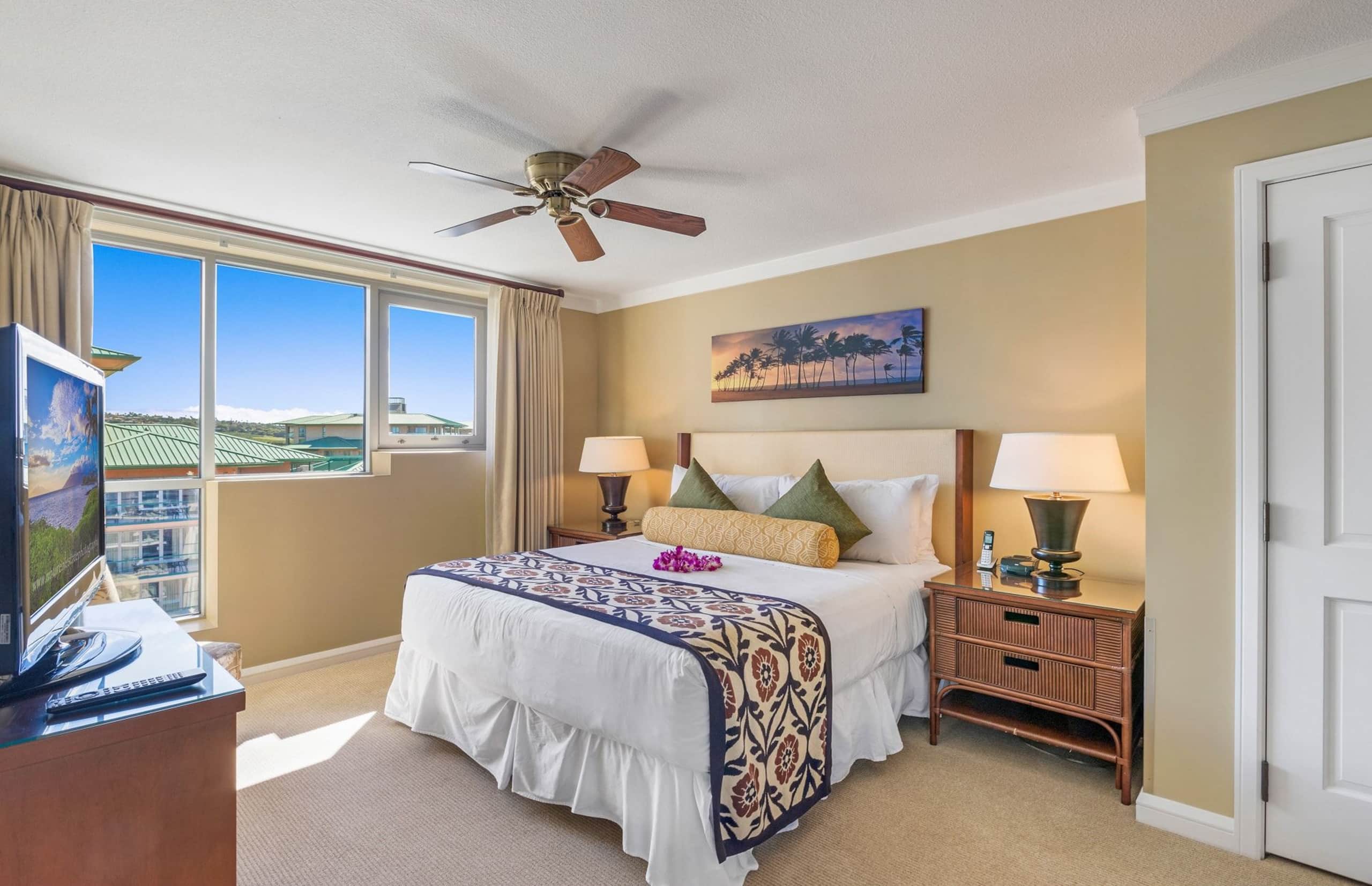 Condo in Lahaina · ★4.9 · 2 bedrooms · 3 beds · 2 baths - Image 13
