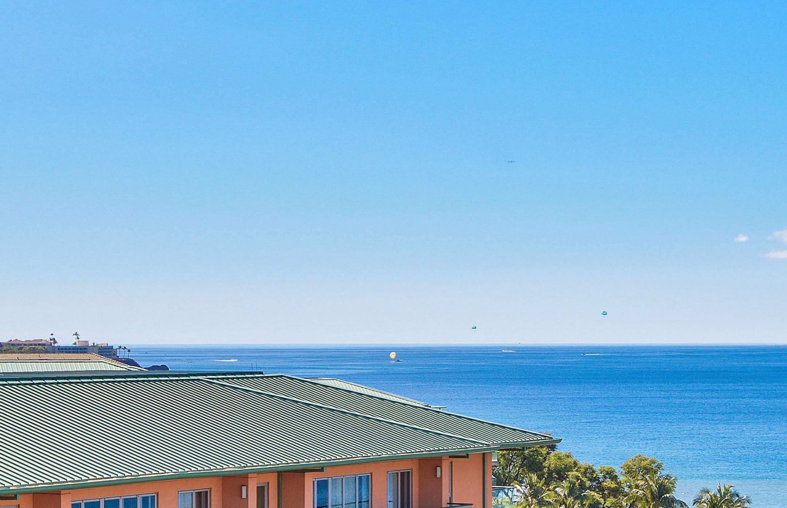 Condo in Lahaina · ★4.9 · 2 bedrooms · 3 beds · 2 baths - Image 4