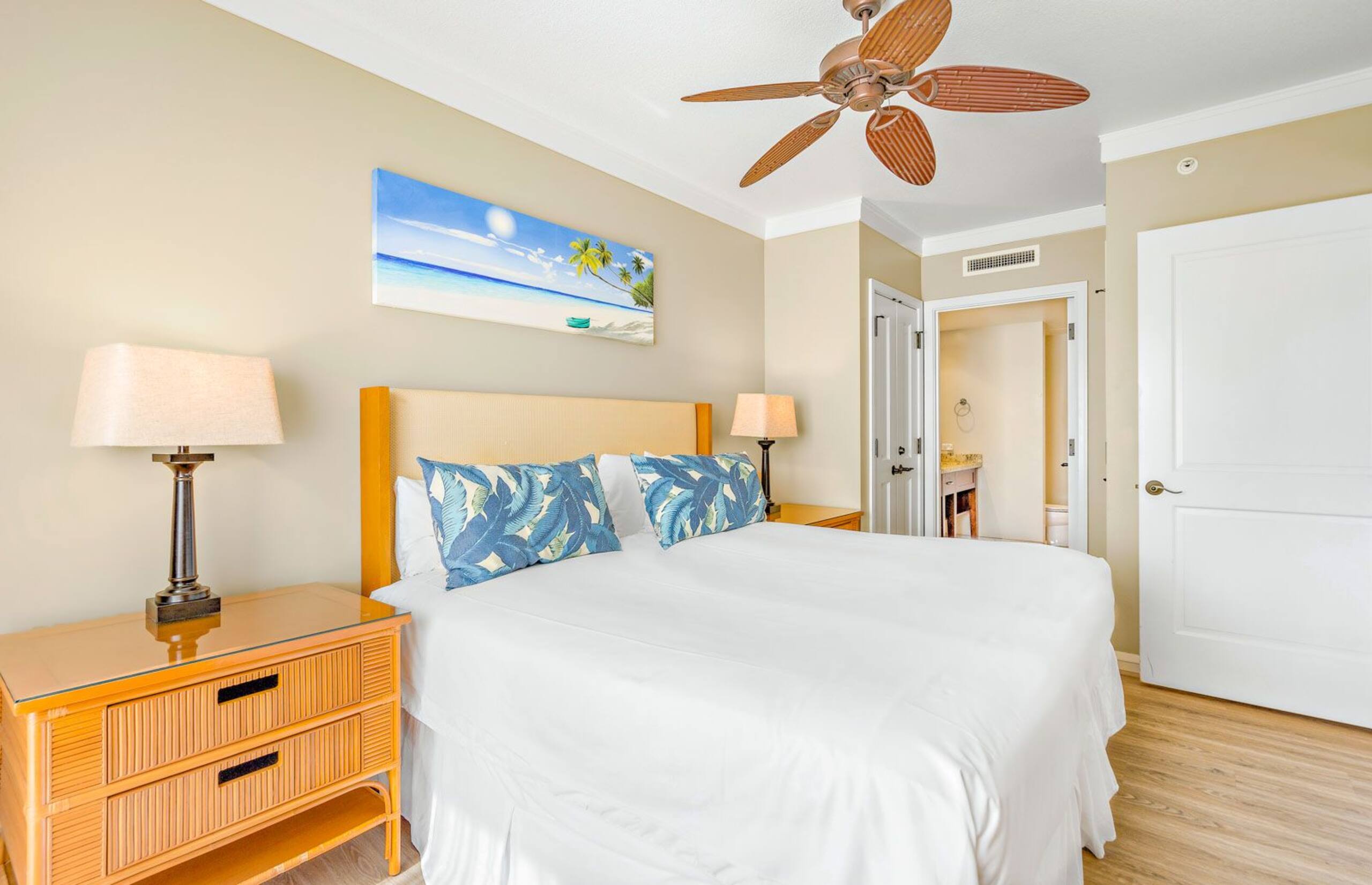 Condo in Lahaina · ★4.89 · 2 bedrooms · 3 beds · 2 baths - Image 24