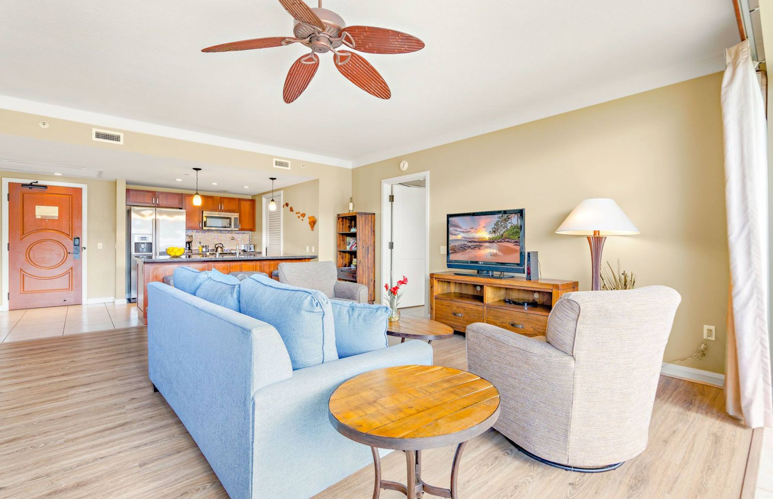 Condo in Lahaina · ★4.89 · 2 bedrooms · 3 beds · 2 baths - Image 7