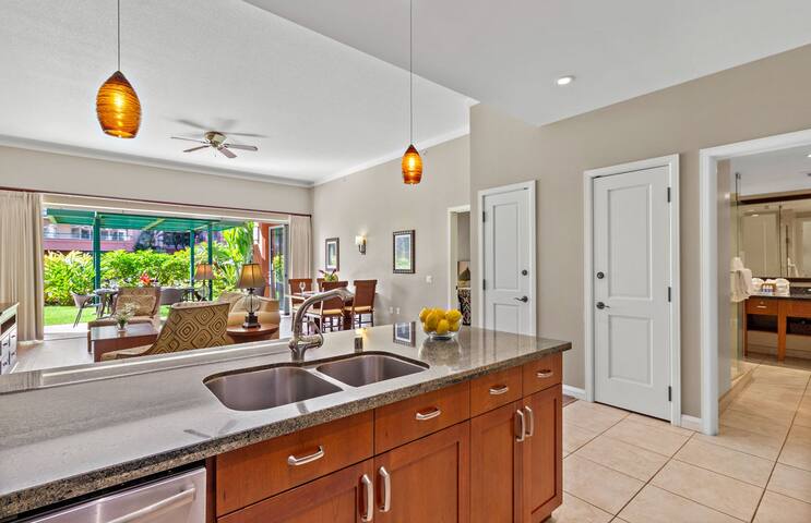 Maui Resort Rentals: Honua Kai Konea 109 gallery image 5