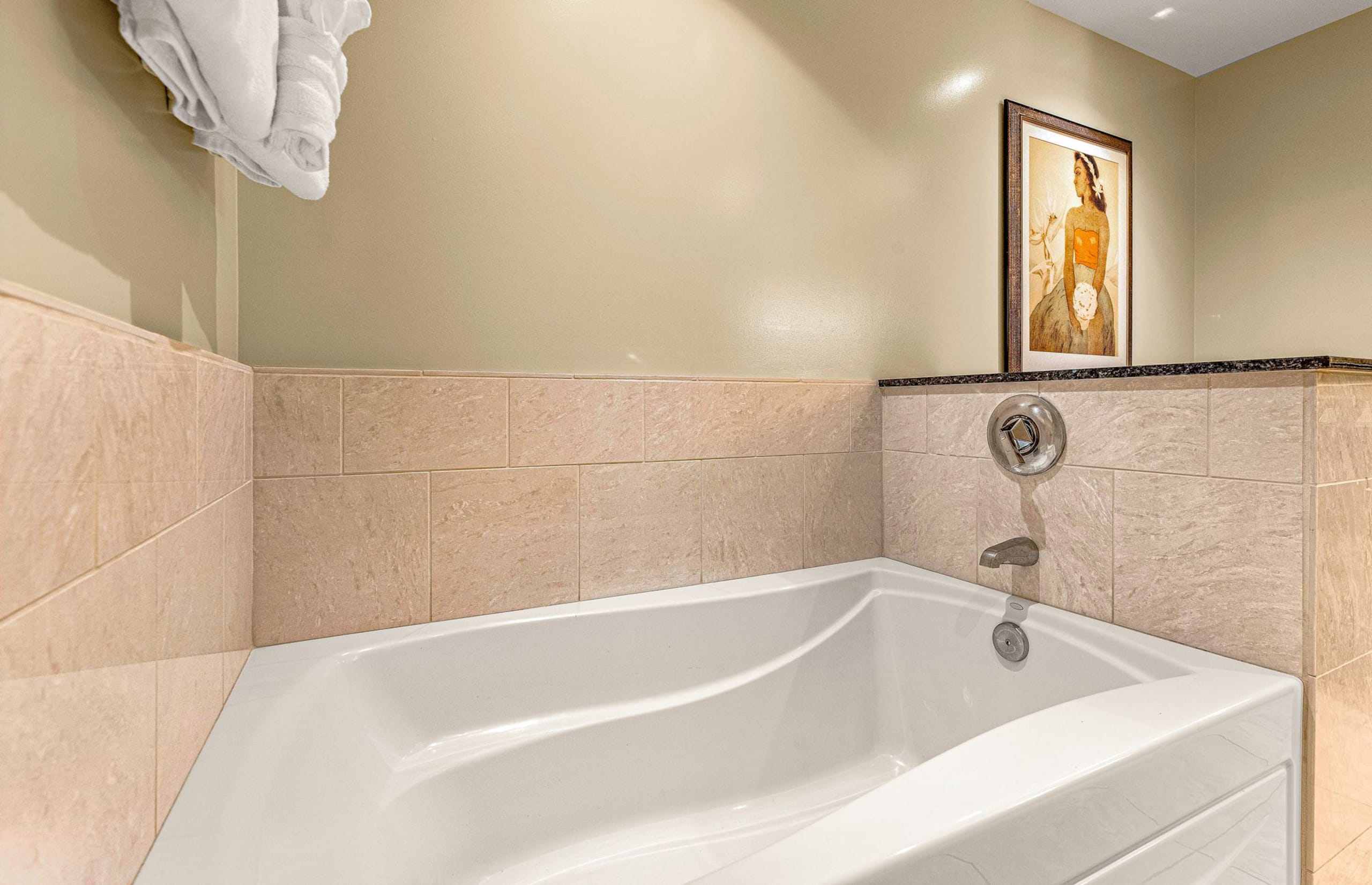 Condo in Lahaina · ★4.79 · 1 bedroom · 2 beds · 1 bath - Image 23