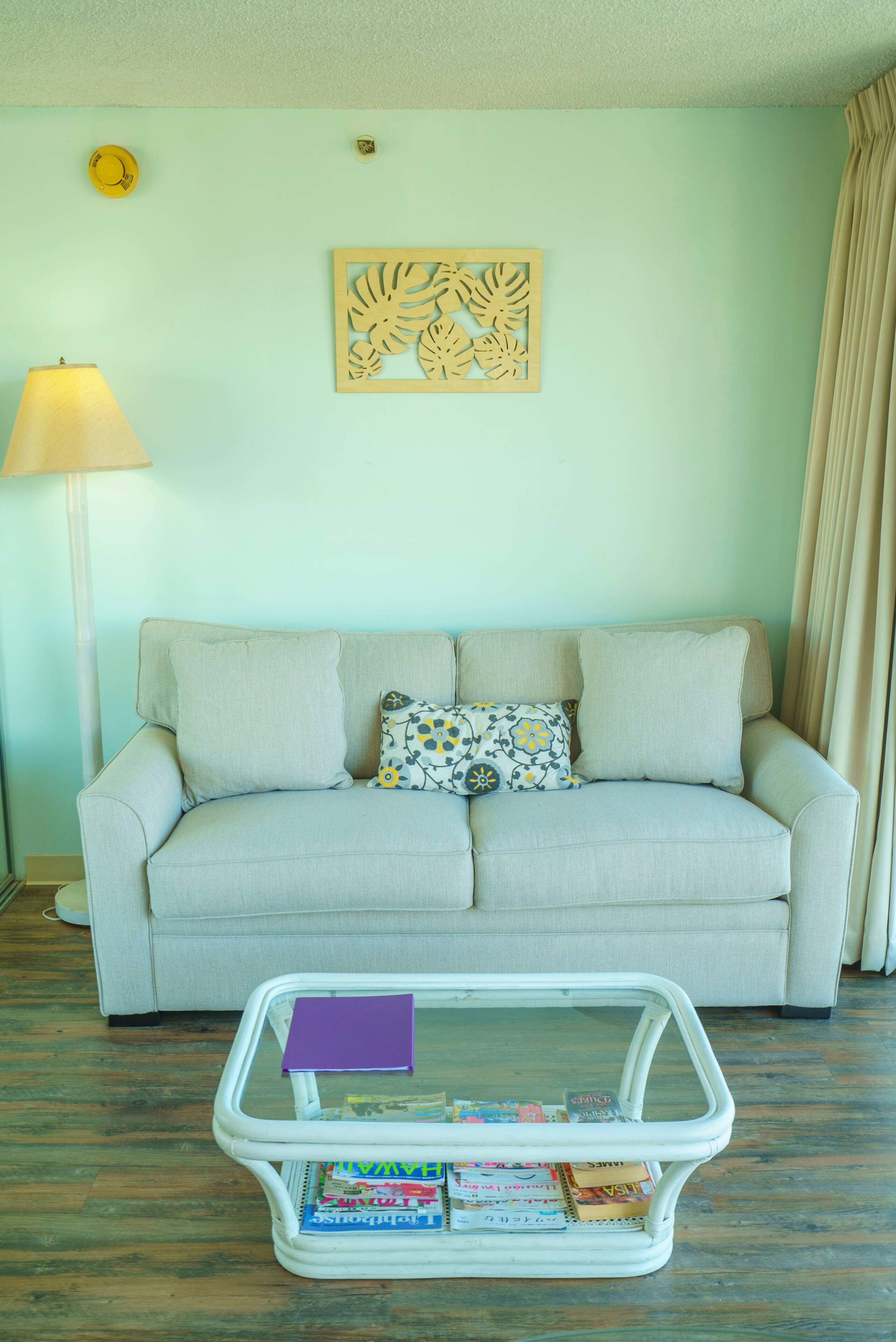 Condo in Honolulu · ★4.37 · 1 bedroom · 2 beds · 1 bath - Image 26