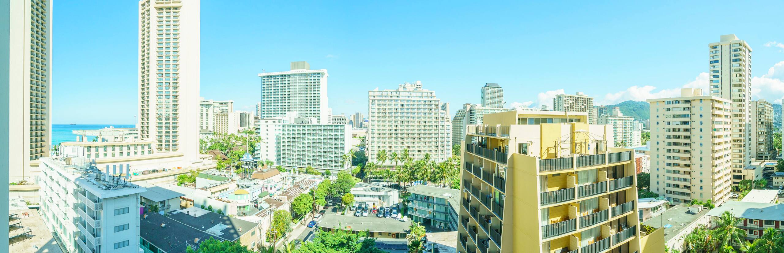 Condo in Honolulu · ★4.37 · 1 bedroom · 2 beds · 1 bath - Image 34