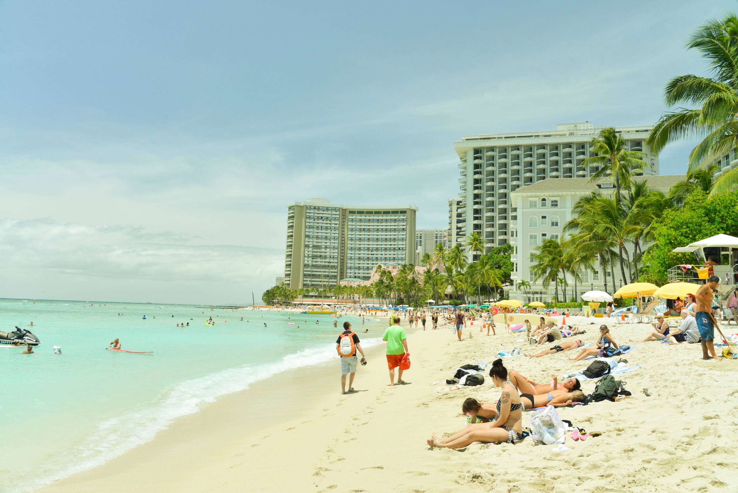 Condo in Honolulu · ★4.37 · 1 bedroom · 2 beds · 1 bath - Image 18