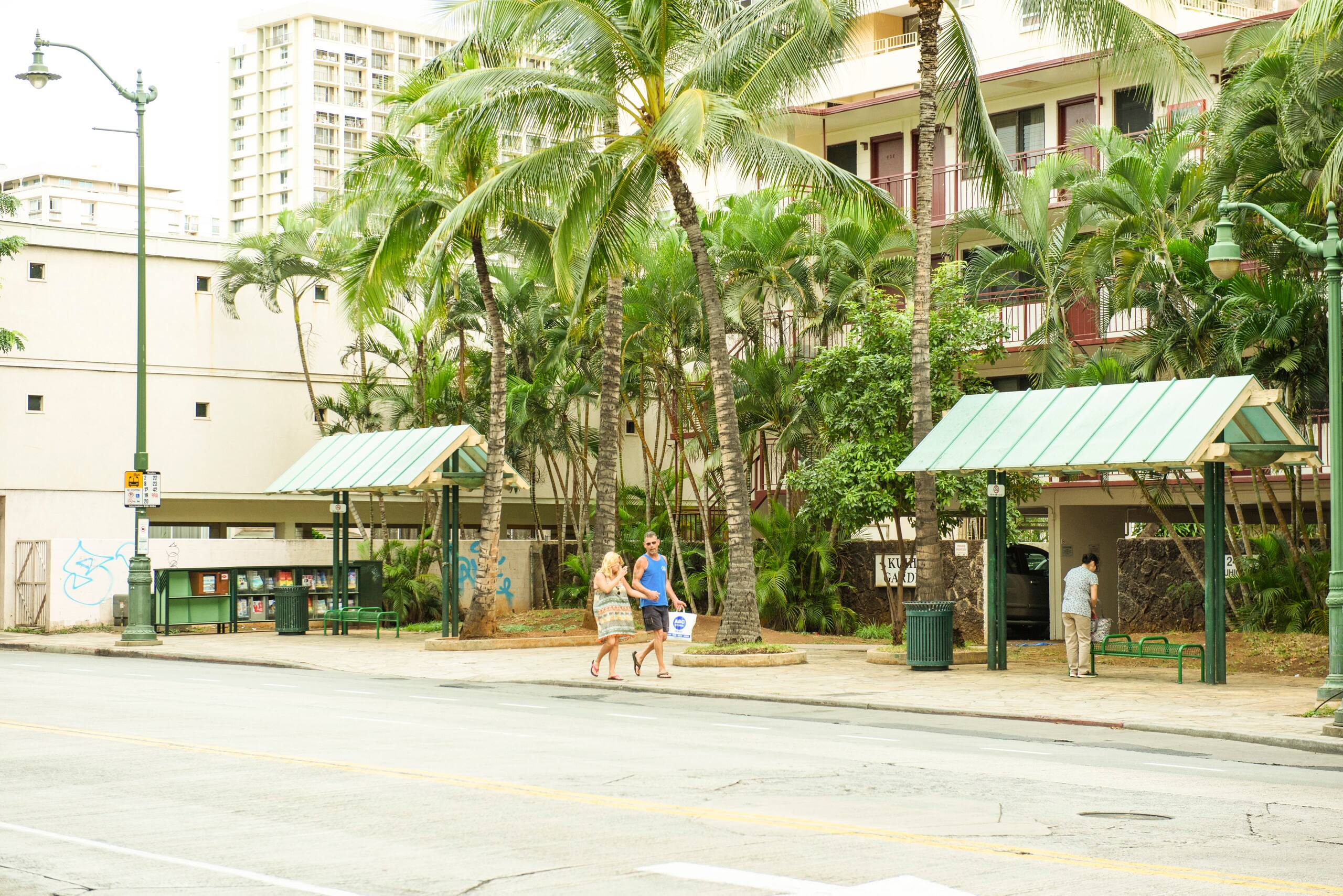 Condo in Honolulu · ★4.37 · 1 bedroom · 2 beds · 1 bath - Image 13