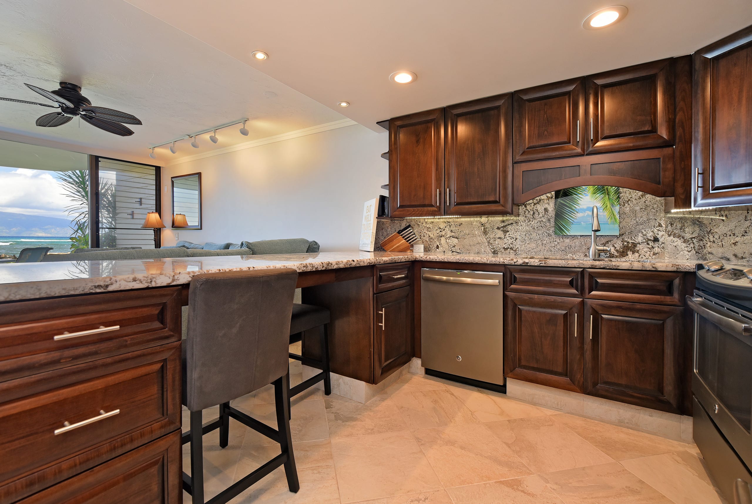Condo in Lahaina · ★4.78 · 1 bedroom · 1 bed · 1 bath - Image 2