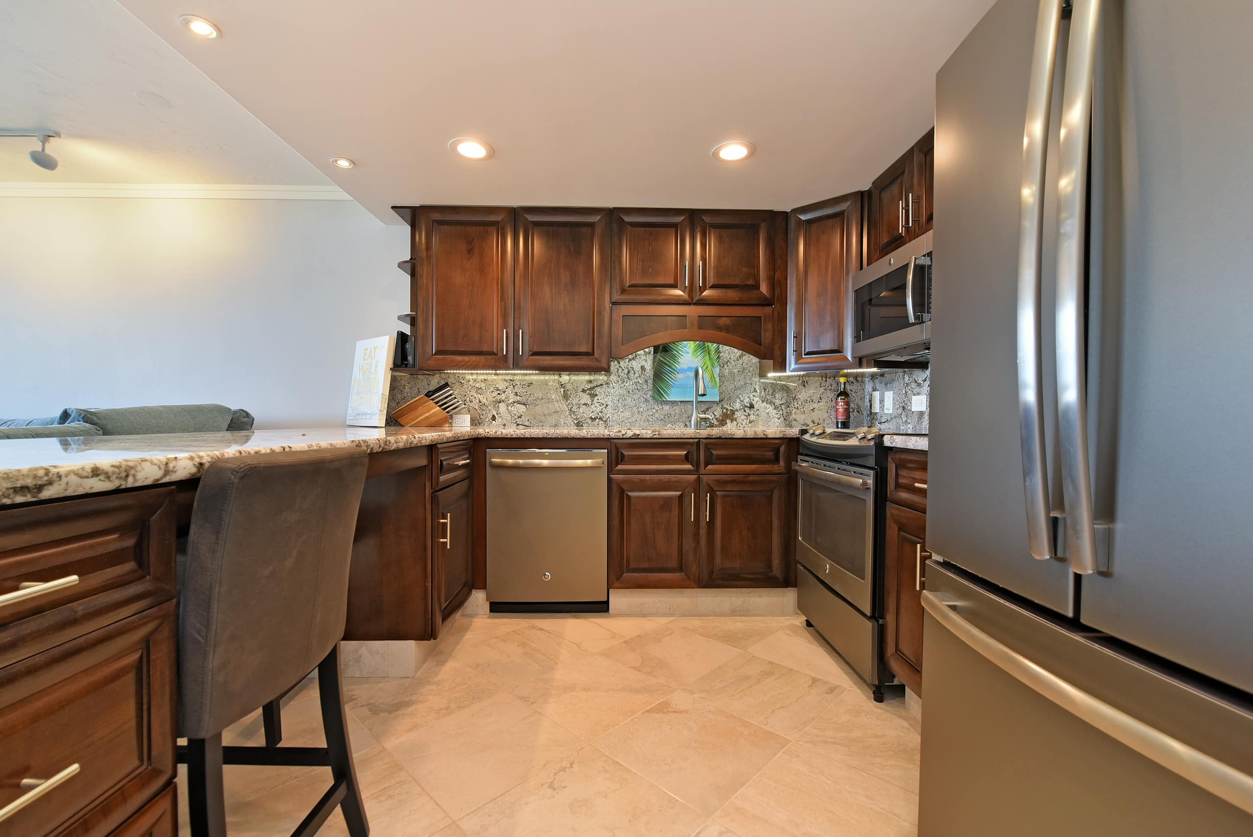 Condo in Lahaina · ★4.78 · 1 bedroom · 1 bed · 1 bath - Image 4