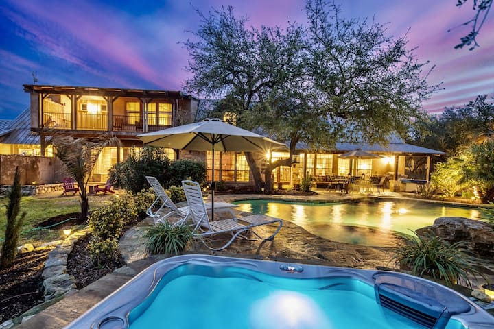 Vacay Hill Country managed Airbnb listing 3