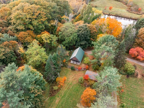 Enchanted Forest Cabin Near Bangor & Acadia