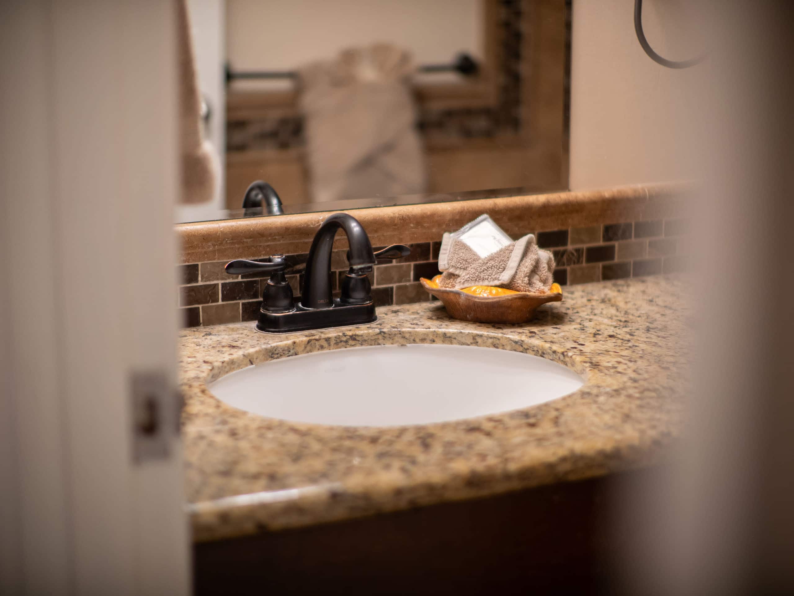Condo in Kihei · ★4.98 · 1 bedroom · 2 beds · 1 bath - Image 19