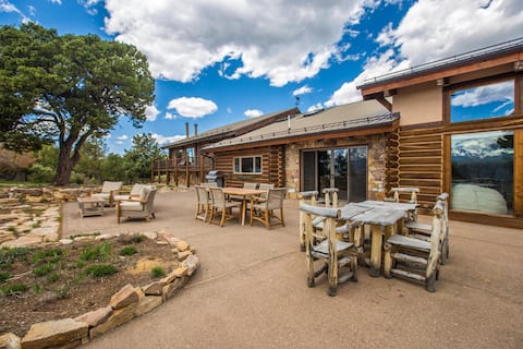 Stunning Mountain Home with Spectacular Views - Ac